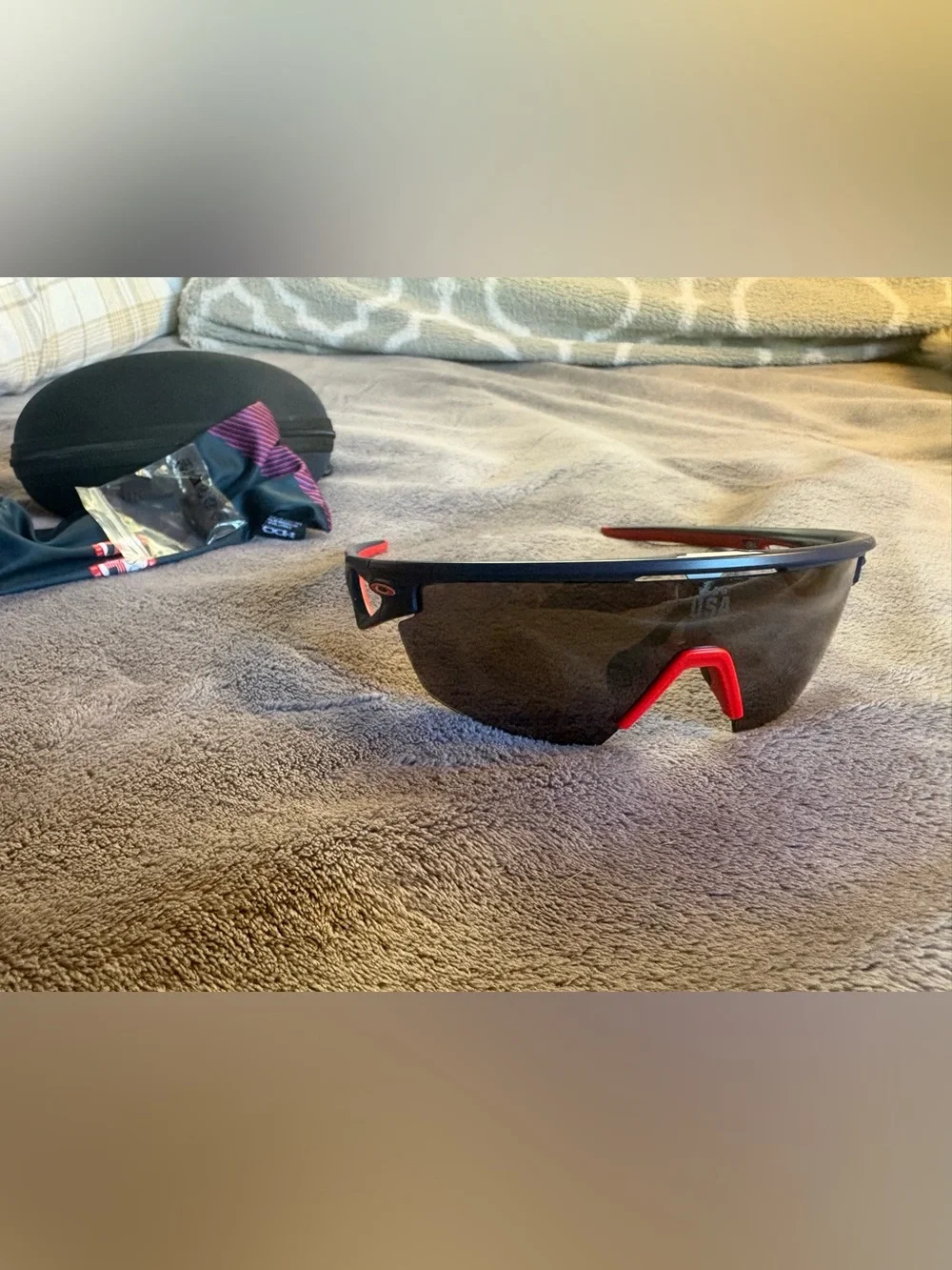 Oakley Sphaera OO9503 Men’s polarized sunglasses, Limited edition for Olympics